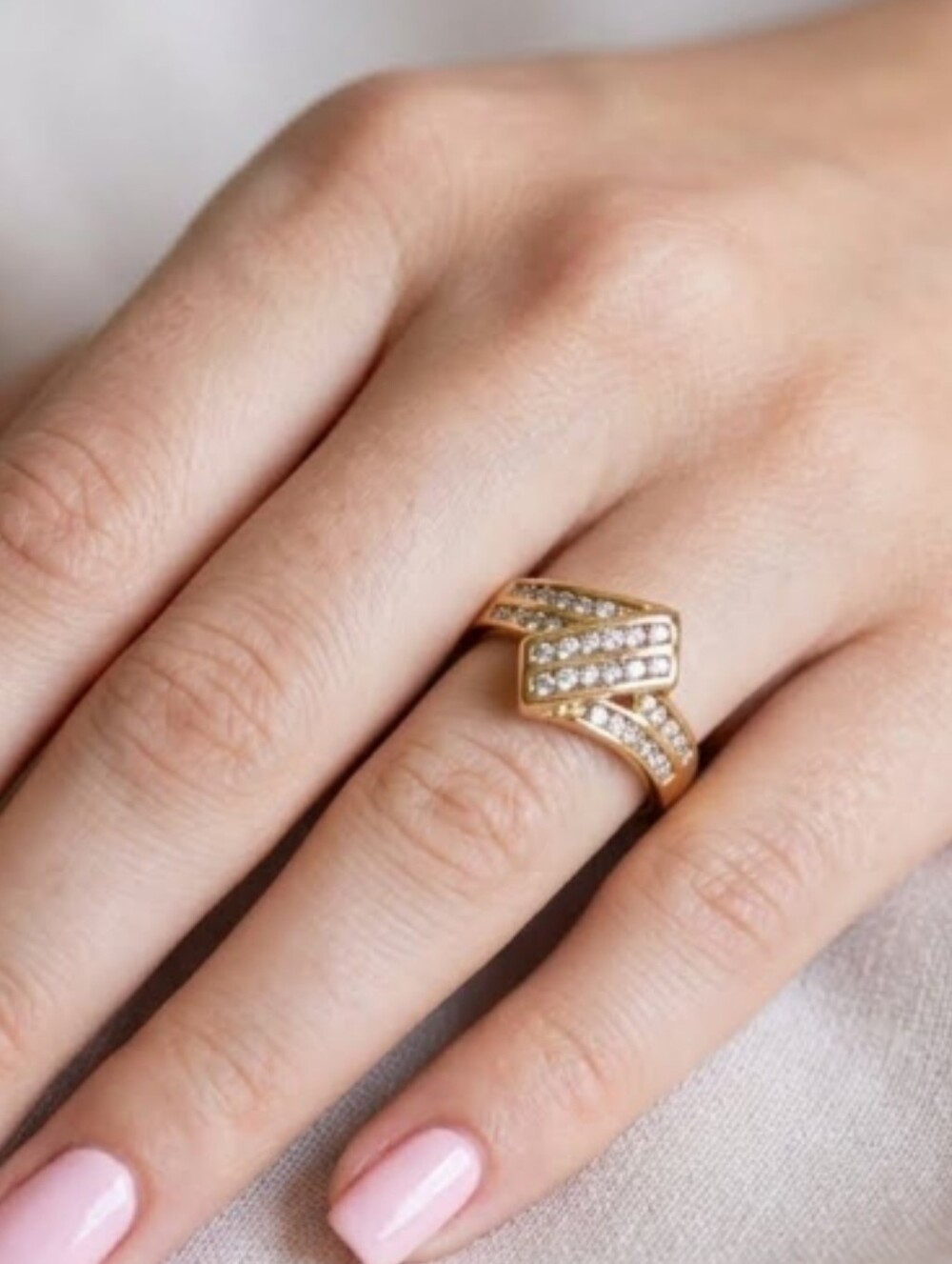 18K Yellow Gold Diamond Simulate Size 8.75 18K HGE